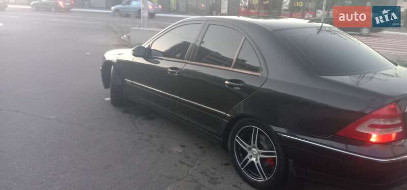 Седан Mercedes-Benz C-Class 2002 в Боярке фото 7 Седан Mercedes-Benz C-Class 2002 в Боярке