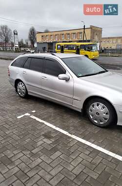 Універсал Mercedes-Benz C-Class 2005 в Луцьку