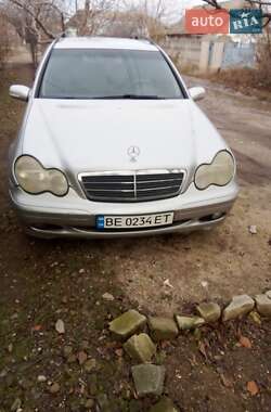 Универсал Mercedes-Benz C-Class 2002 в Николаеве