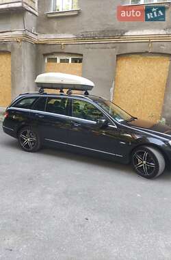 Mercedes-Benz C-Class 2010