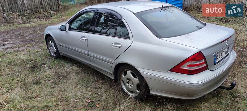 Седан Mercedes-Benz C-Class 2005 в Киеве фото 8 Седан Mercedes-Benz C-Class 2005 в Киеве