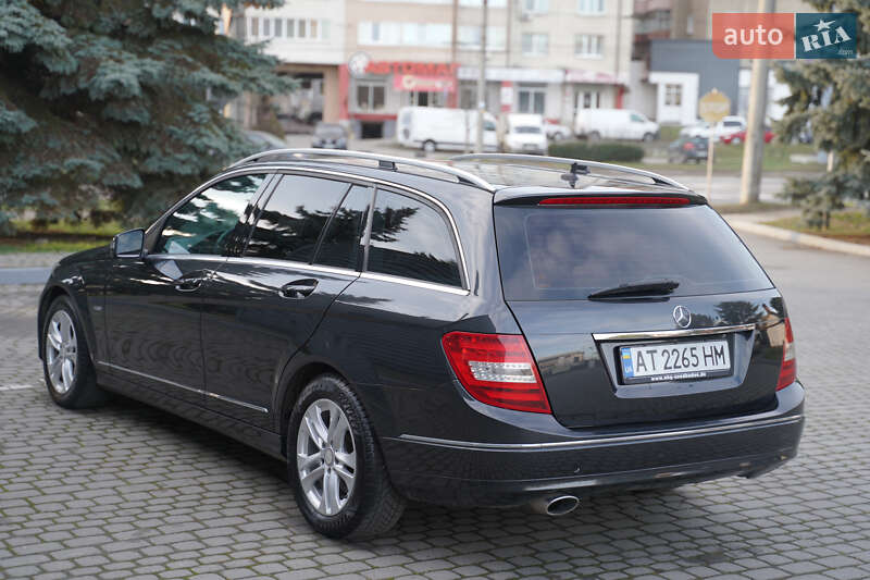 Універсал Mercedes-Benz C-Class 2012 в Івано-Франківську