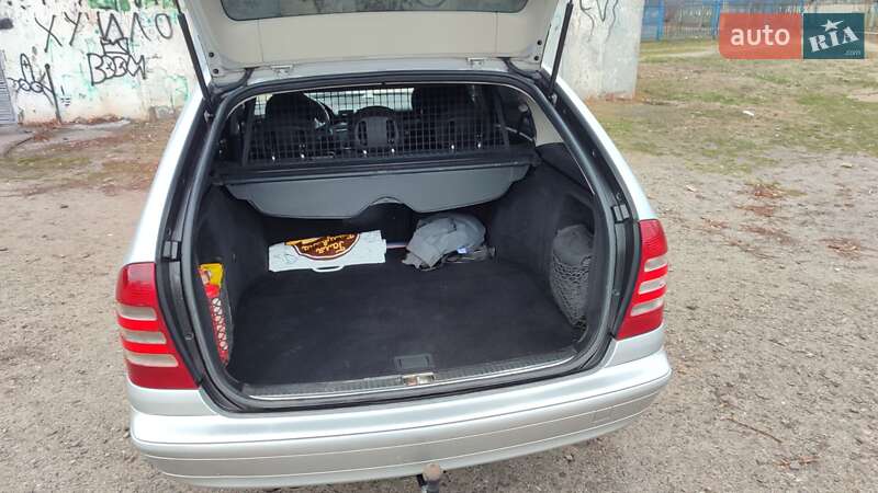 Універсал Mercedes-Benz C-Class 2004 в Подільську фото 12 Універсал Mercedes-Benz C-Class 2004 в Подільську