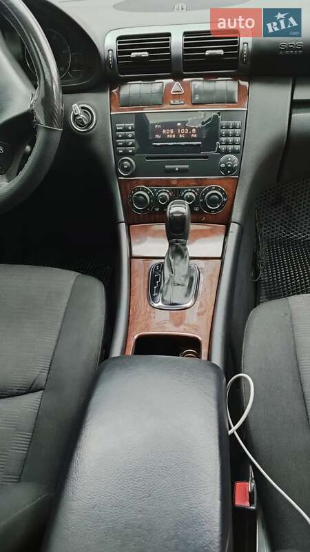 Універсал Mercedes-Benz C-Class 2004 в Подільську фото 14 Універсал Mercedes-Benz C-Class 2004 в Подільську
