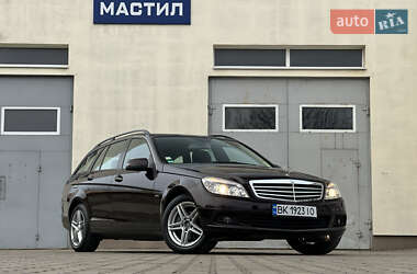 Mercedes-Benz C-Class 2010