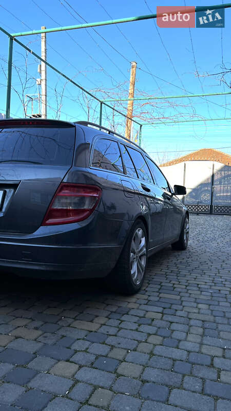 Универсал Mercedes-Benz C-Class 2010 в Мукачево фото 5 Универсал Mercedes-Benz C-Class 2010 в Мукачево