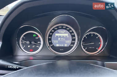 Універсал Mercedes-Benz C-Class 2011 в 