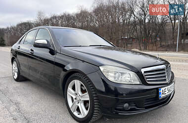 Седан Mercedes-Benz C-Class 2008 в Днепре