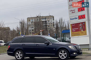 Универсал Mercedes-Benz C-Class 2012 в Николаеве