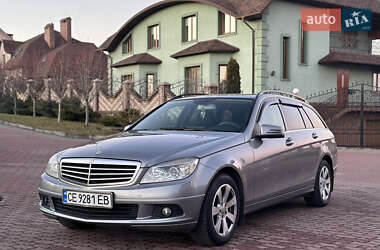 Універсал Mercedes-Benz C-Class 2009 в Чернівцях