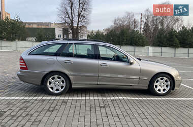 Универсал Mercedes-Benz C-Class 2004 в 