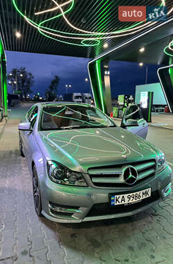 Mercedes-Benz C-Class 2011 Mercedes-Benz C-Class 2011