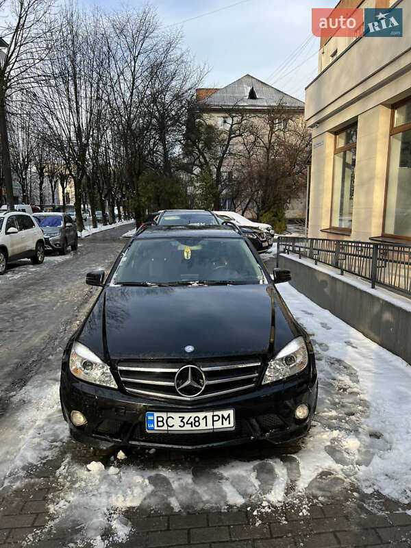 Mercedes-Benz C-Class 2010