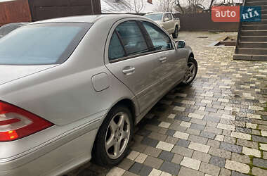 Седан Mercedes-Benz C-Class 2003 в Коломиї