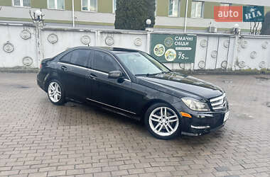 Седан Mercedes-Benz C-Class 2012 в Рівному