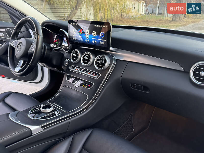Седан Mercedes-Benz C-Class 2017 в Павлограде