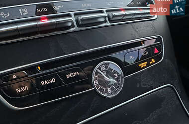 Седан Mercedes-Benz C-Class 2017 в 