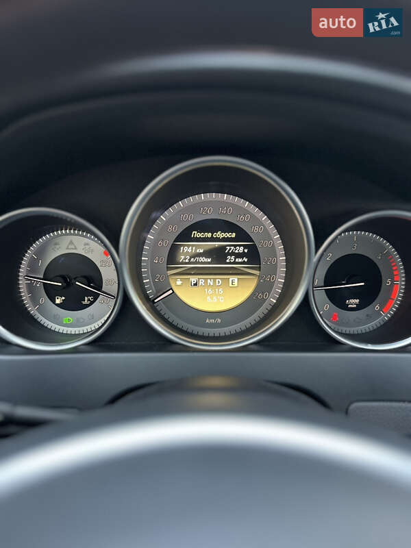 Седан Mercedes-Benz C-Class 2012 в Рівному