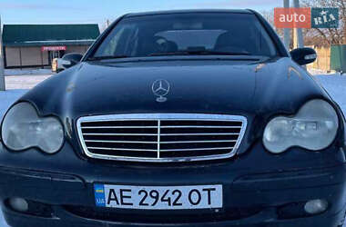 Седан Mercedes-Benz C-Class 2001 в Днепре