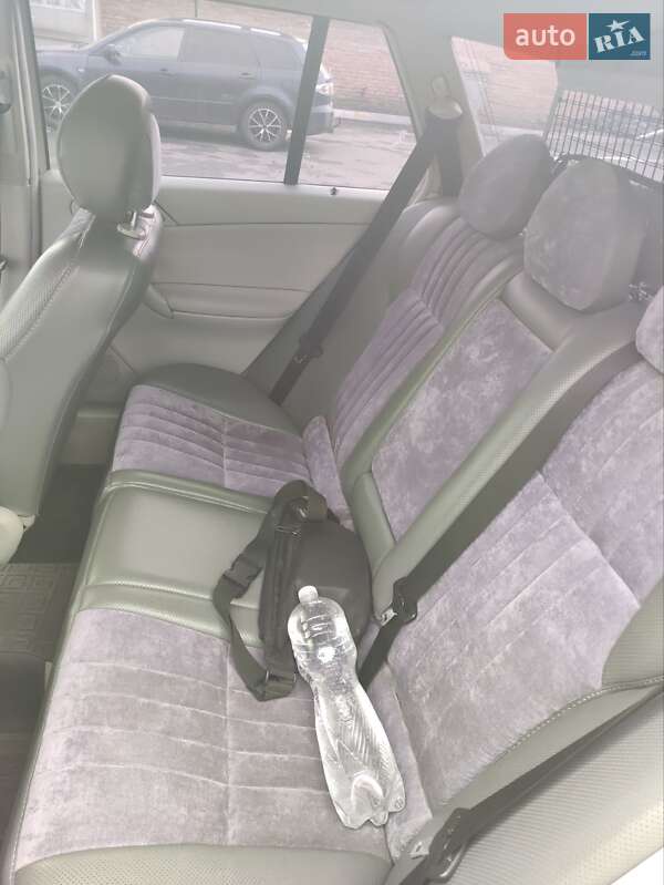 Универсал Mercedes-Benz C-Class 2005 в Виннице