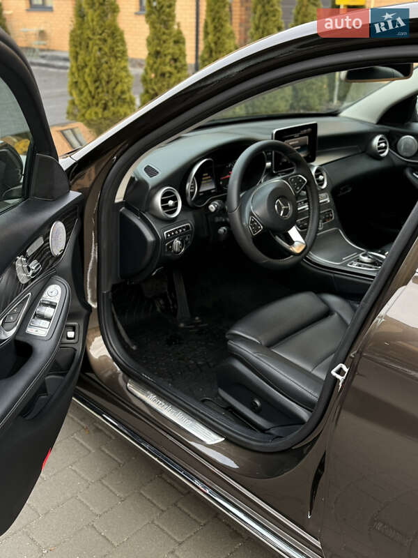 Седан Mercedes-Benz C-Class 2015 в Виннице