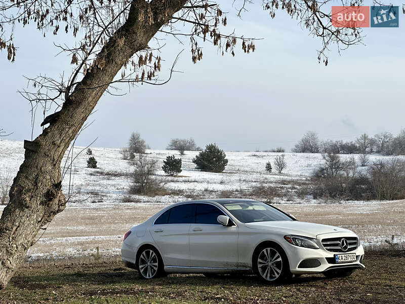 Седан Mercedes-Benz C-Class 2016 в Киеве