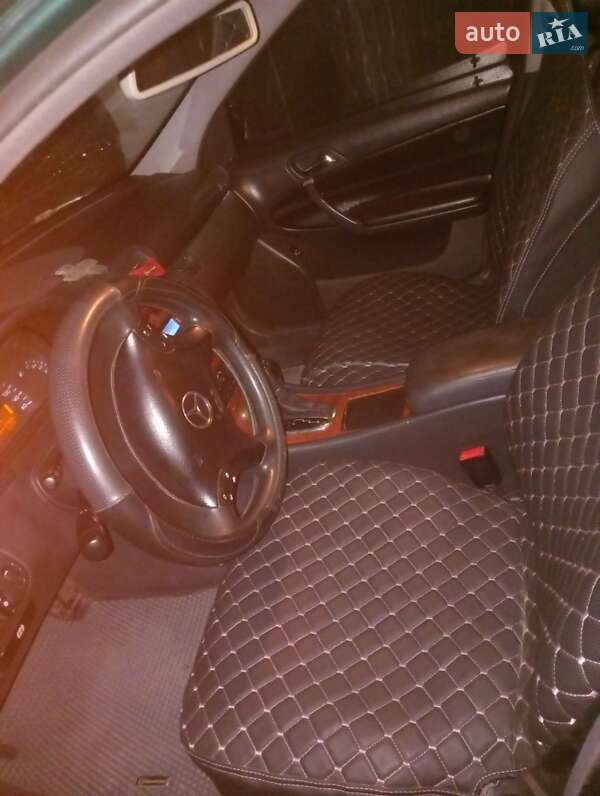 Седан Mercedes-Benz C-Class 2001 в Одессе