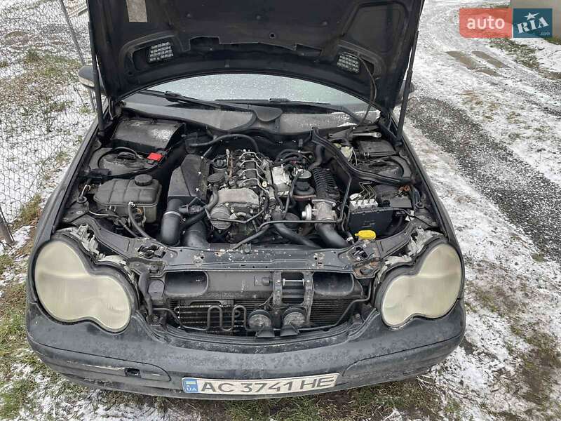 Универсал Mercedes-Benz C-Class 2001 в 