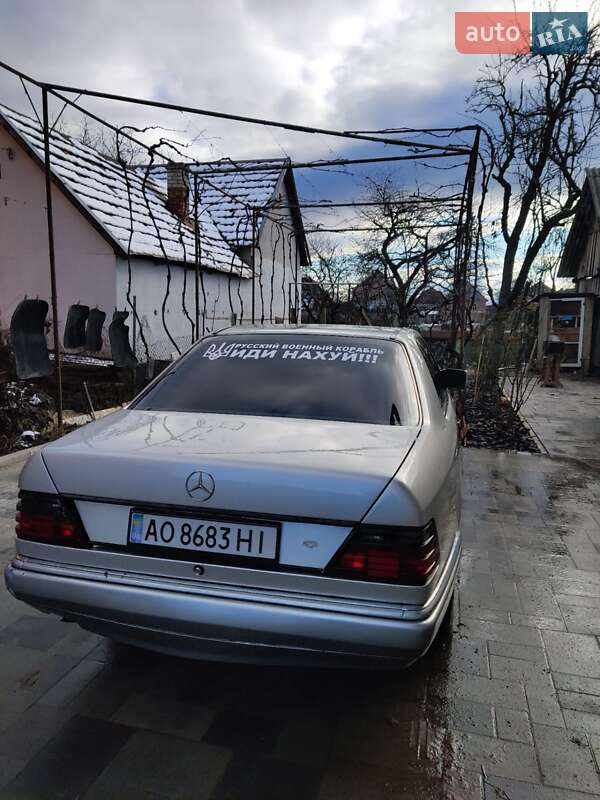 Седан Mercedes-Benz C-Class 1993 в Мукачево