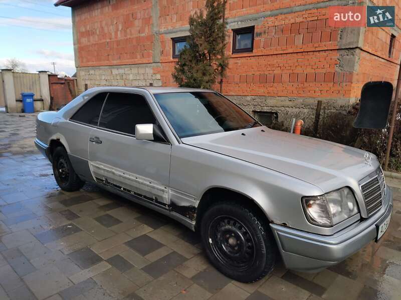 Седан Mercedes-Benz C-Class 1993 в Мукачево
