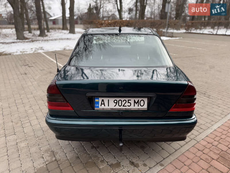 Седан Mercedes-Benz C-Class 1997 в Василькові