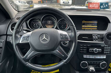 Универсал Mercedes-Benz C-Class 2011 в 