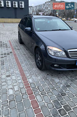Универсал Mercedes-Benz C-Class 2010 в 