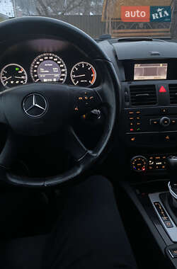 Универсал Mercedes-Benz C-Class 2010 в 