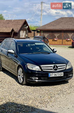 Універсал Mercedes-Benz C-Class 2008 в Коломиї