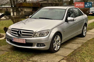 Mercedes-Benz C-Class 2010 Mercedes-Benz C-Class 2010