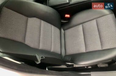 Седан Mercedes-Benz C-Class 2010 в 