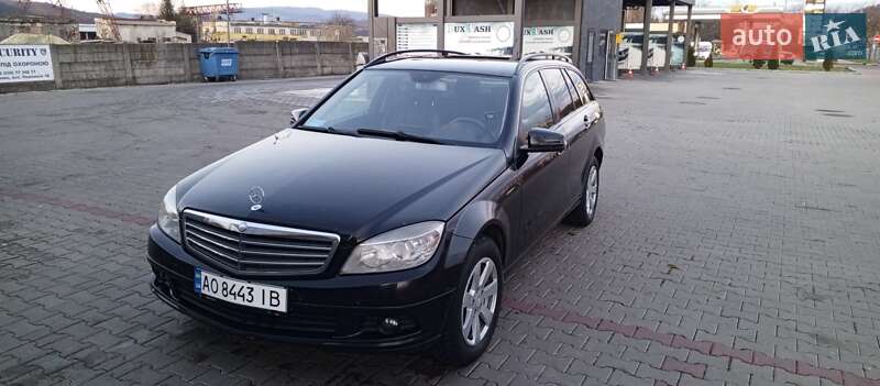 Универсал Mercedes-Benz C-Class 2009 в Мукачево