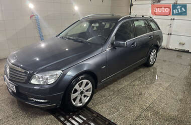 Универсал Mercedes-Benz C-Class 2010 в 