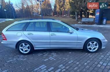 Універсал Mercedes-Benz C-Class 2004 в Рівному