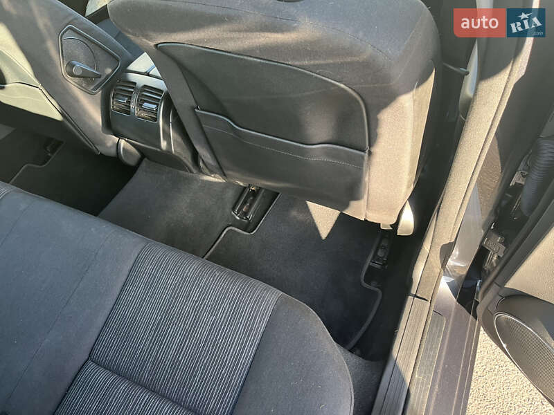 Универсал Mercedes-Benz C-Class 2010 в Гайвороне