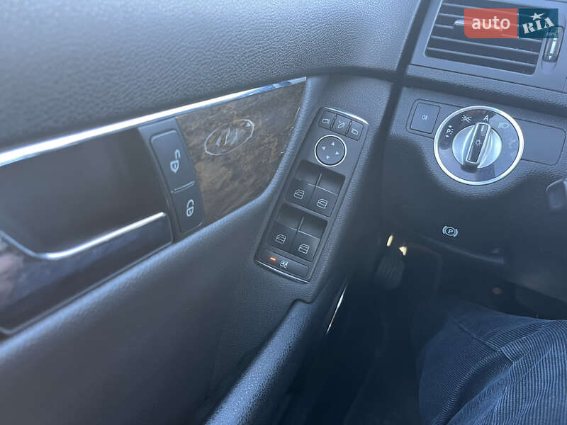 Универсал Mercedes-Benz C-Class 2010 в Гайвороне