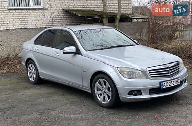Mercedes-Benz C-Class 2010 Mercedes-Benz C-Class 2010