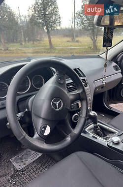 Универсал Mercedes-Benz C-Class 2010 в 