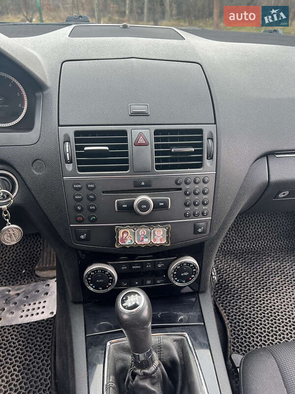 Универсал Mercedes-Benz C-Class 2010 в Рожнятове