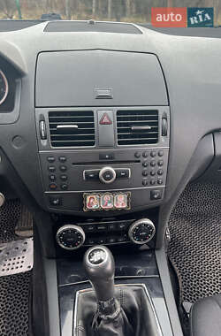 Универсал Mercedes-Benz C-Class 2010 в 