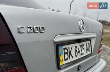 Седан Mercedes-Benz C-Class 2000 в 