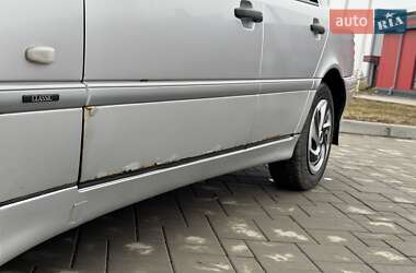 Седан Mercedes-Benz C-Class 2000 в 