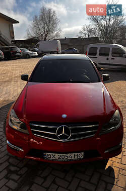 Mercedes-Benz C-Class 2011 Mercedes-Benz C-Class 2011