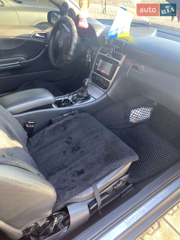 Купе Mercedes-Benz C-Class 2003 в Черновцах фото 12 Купе Mercedes-Benz C-Class 2003 в Черновцах